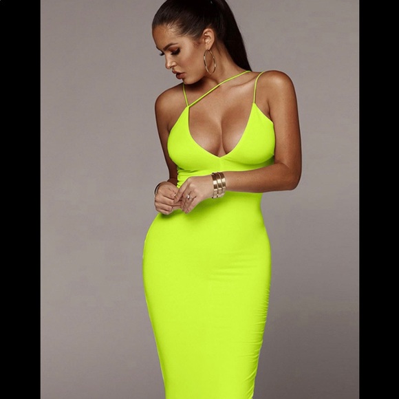 Sexy v neck low-cut sleeveless body con dress - Picture 2 of 3